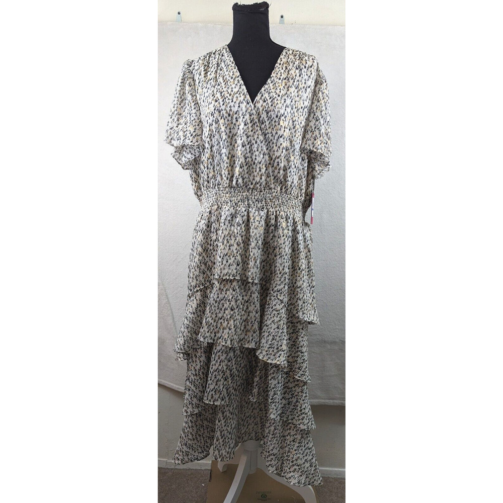 Vince Camuto Ivory Floral Print Tiered Mini Dress